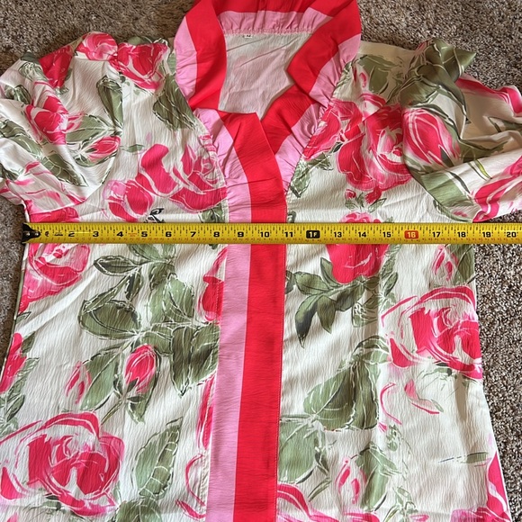 NWOT Floral Pink and Green Women's Top - Picture 5 of 5